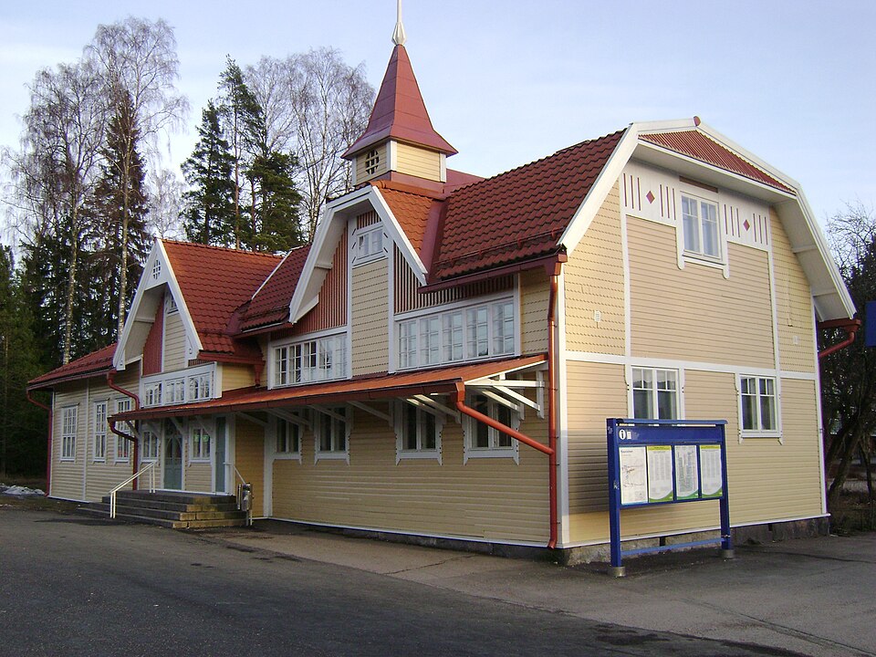 Kauniaisten rautatieasema